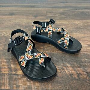 Chaco Pizza Graphic Sandals Z2 Size 7 Adjustable Strap Traction Outdoors
